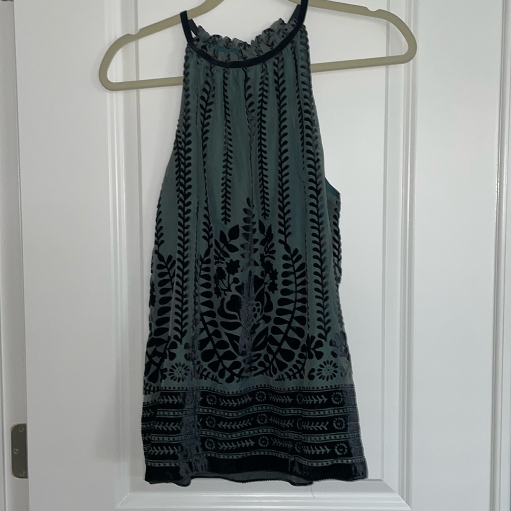 Green and black tank